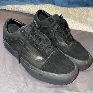 Black on black Platform VANS, size 8.5, brand new, Old Skool Stackform